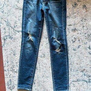 Articles of Society Jeans 25 distressing at knees